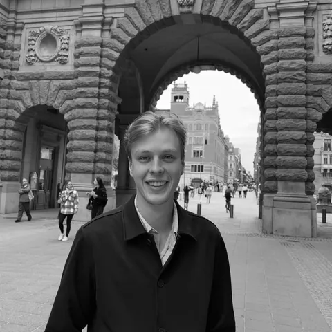 Isak Sixten
