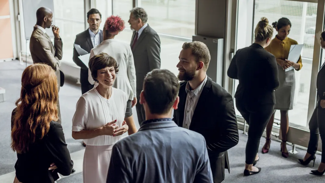 5 keys to attract, hire and retain high performing salespeople